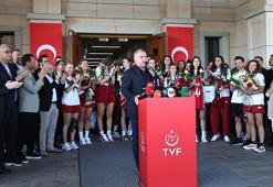 Filenin Sultanları, İstanbul'a geldi! Tarih yazan milliler, alkışlarla karşılandı...