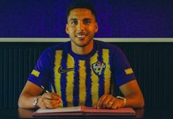 Abdelhamid Sabiri resmen Eyüpspor'da