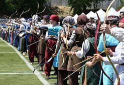 Kütahya’da tarihi Ok Meydanı’nda 490 sporcu şampiyonluk için ok atıyor