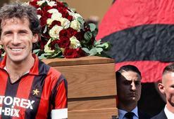 Efsaneye veda; Milan, Franco Baresi'yi uğurladı