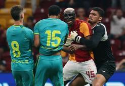 Victor Osimhen çıldırdı! Galatasaray-Villarreal maçında büyük gerginlik...