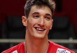 A Milli Erkek Voleybol Takımı'nda sakatlık şoku! Kadrodan çıkartıldı