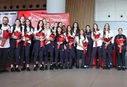 Şampiyon Kadın Milli Voleybol Takımımız yurda döndü