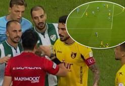 Bursaspor - İstanbulspor maçında skandal karar! Hakem taçtan ofsayt verdi