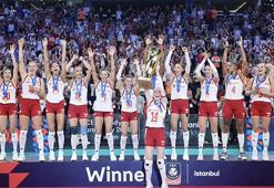 🚨 Ve Filenin Sultanları, Avrupa şampiyonu! Finalde İtalya'yı devirdik, tarih yazdık... (İtalya 2-3 Türkiye, 2026 Avrupa Voleybol Şampiyonası)