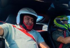 Felipe Massa görme engelli Formula 1 tutkunu Levent Karadöl ile piste çıktı