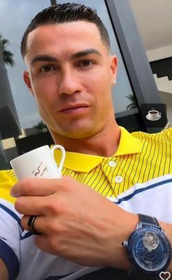 Cristiano Ronaldo’nun, arabasından tam 8 kat değerli saati dudak uçuklatıyor