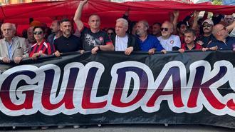 Zonguldak Kömürsporlu taraftarlar, takımları için yürüdü!