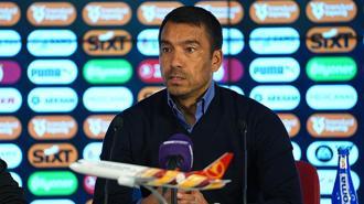 Giovanni van Bronckhorst: Rakibimiz bizi sadece faullerle durdurabildi