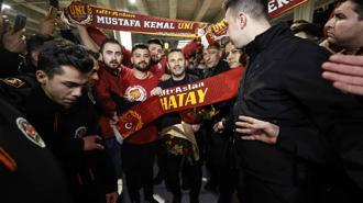 Galatasaray'a Mersin'de coşkulu karşılama