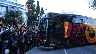 Galatasaray kafilesi Florya'dan coşkuyla uğurlandı