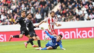 Beşiktaş kupada çeyrek finalde! | Antalyaspor-Beşiktaş maç sonucu: 1-2