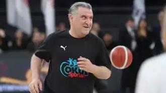 Bakan Osman Aşkın Bak: Basketbola, diğer branşlara yatırım yapmaya devam ediyoruz