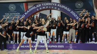 Kadınlar Basketbol Türkiye Kupası'nda şampiyon ÇBK Mersin oldu