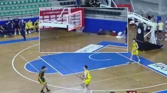 Ömer Yusuf Şık, tarihi basketle Fenerbahçe'yi yarı finale taşıdı