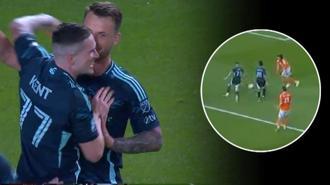 Ryan Kent, kendi takım arkadaşını da çalımlayıp asist yaptı