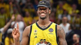 Nigel Hayes-Davis: Zorlukların üstesinden gelmeyi başardık