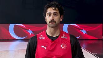 Furkan Korkmaz: Bu kadronun yarı final oynaması gerekiyor