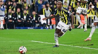 Önce ıslıklandı, sonra golünü attı: Talisca bu sefer penaltıyı boş geçmedi