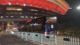 Galatasaray takımı Liverpool maçı için RAMS Park'a geldi