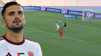 Dusan Tadic siftah yaptı! Çok şık aşırtma