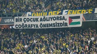 Fenerbahçe'den Filistin için pankart