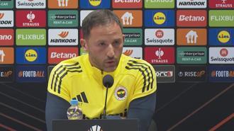 Domenico Tedesco: 3 puanı alabilmek için her şeyi denememiz gerekiyor