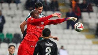 Konyaspor - Çaykur Rizespor maç sonucu: 1-1