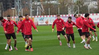 Samsunspor, AEK maçı hazırlıklarını tamamladı