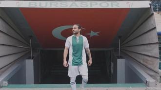 Bursaspor, Halil Akbunar transferini bu videoyla duyurdu!
