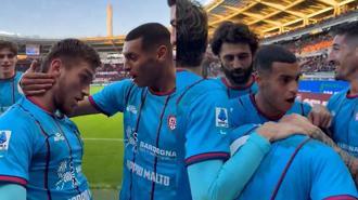 'Sen bir çılgınsın kardeşim' Semih Kılıçsoy'un attığı gole takım arkadaşı inanamadı!