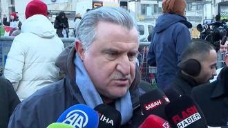 Gençlik ve Spor Bakanı Bak, Galata Köprüsü’nde düzenlenen yürüyüşe katıldı