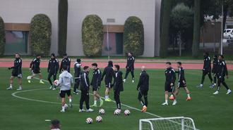 Beşiktaş, devre arası çalışmalarını Antalya'da sürdürdü