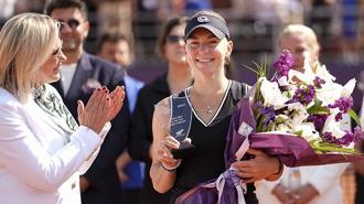 İstanbul Open Tenis Turnuvası'nda şampiyon Maria Timofeeva