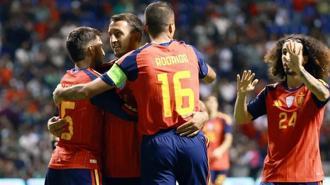 Spain beat Peru 3-1 in friendly as World Cup fever grips Puebla