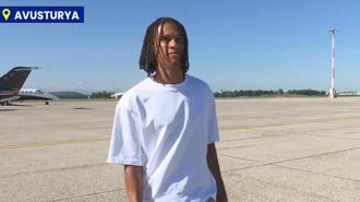 Nathan Ake, kampa katılmak için Avusturya'ya geldi