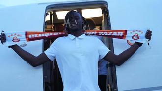 Lesley Ugochukwu, Galatasaray için İstanbul'da