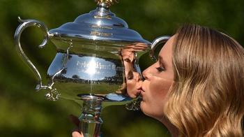Caroline Wozniacki şampiyonluğu kutluyor!