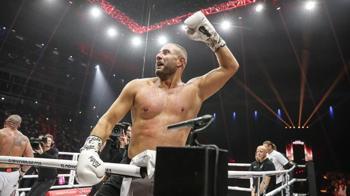 Gökhan Saki'den efsane geri dönüş!