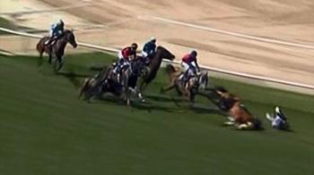 At yarışında korkutan kaza!