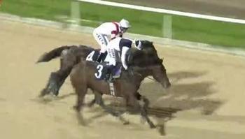 Selim Kaya sözünü tuttu, kamçısız kazandı