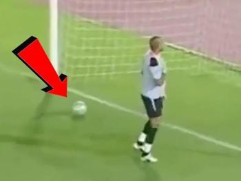 Hakem düdüğü çalmadan yaşanan sevinç kötü sonuçlar getirdi!