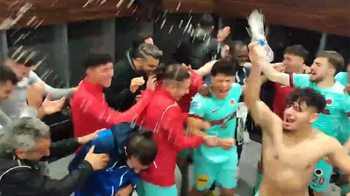 Gençlerbirliği turladı, soyunma odasında coştu!