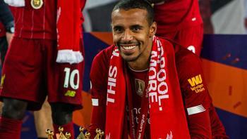 Joel Matip futbolu bıraktı