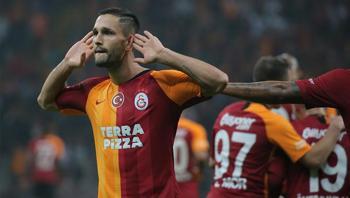 Galatasaray'a büyük umutlarla gelmişti, yeni takımı 'Nereden nereye' dedirtti
