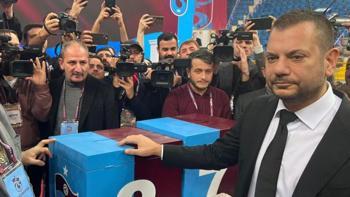 Trabzonspor Başkanı Ertuğrul Doğan oyunu kullandı