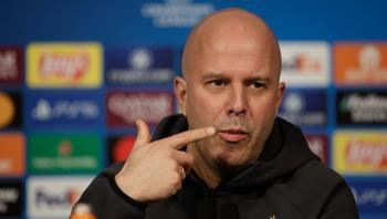 Arne Slot'tan Ekitike'ye kırmızı kart salvosu: Çok aptalcaydı