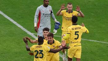 İtalya Serie A'da zirve değişti