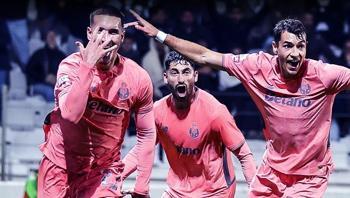 Porto'yu 88'de Deniz Gül ayağa kaldırdı