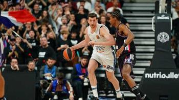 Paris Basketball'u Anadolu Efes durdurdu